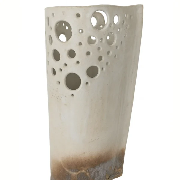 Χειροποίητο Κεραμικό Βάζο – Organic Perforated Form
